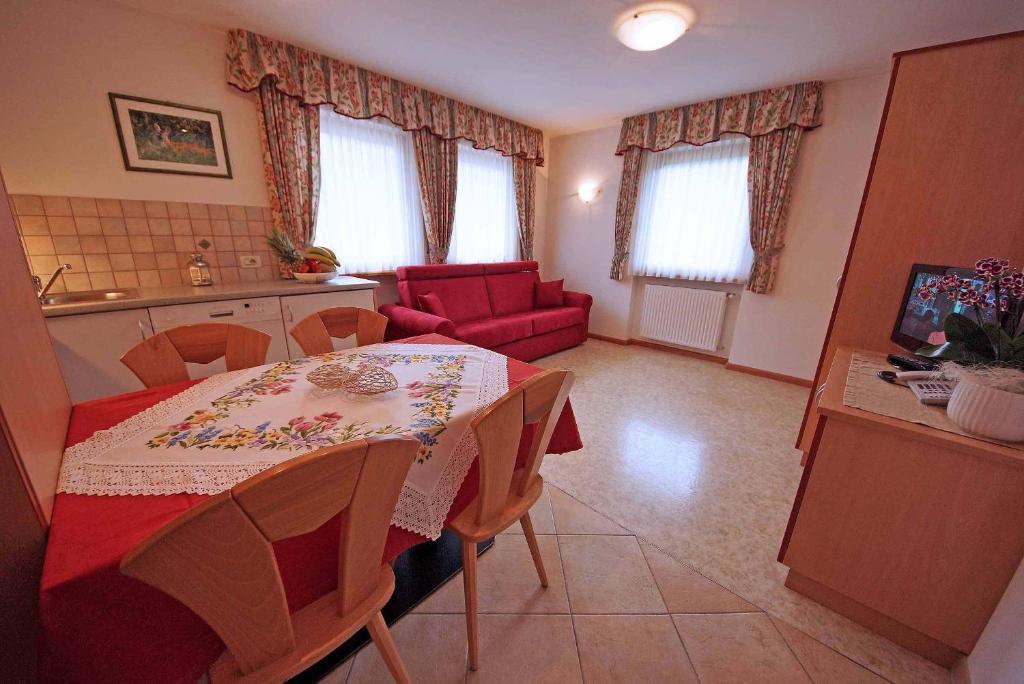Residence Araldina San Cassiano  Habitación foto